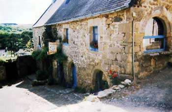 Kaufmannshaus an der Petite Rue Chre;  OdT Pont-Croix Mme Marie-Pierre Bosser